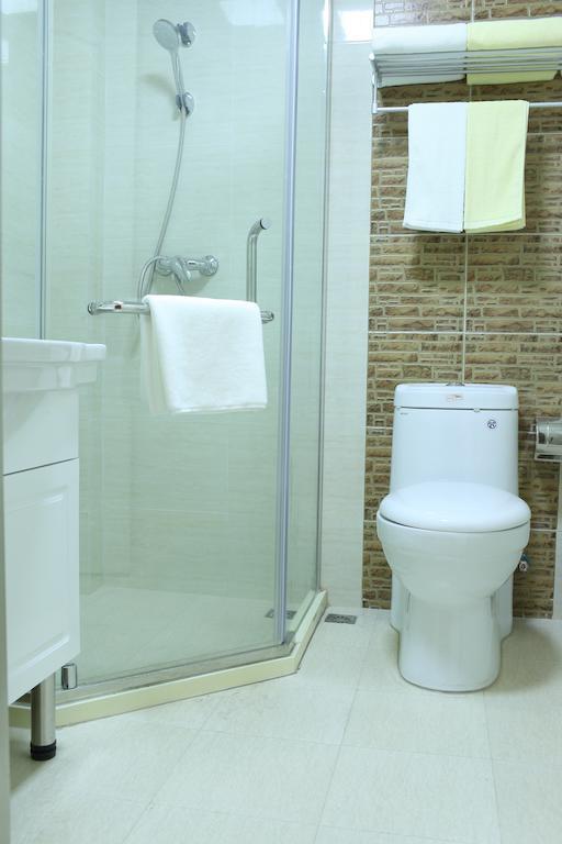 Qingdao Fu Yong Hotel 部屋 写真