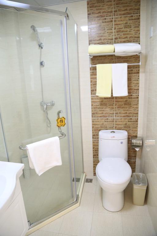 Qingdao Fu Yong Hotel 部屋 写真
