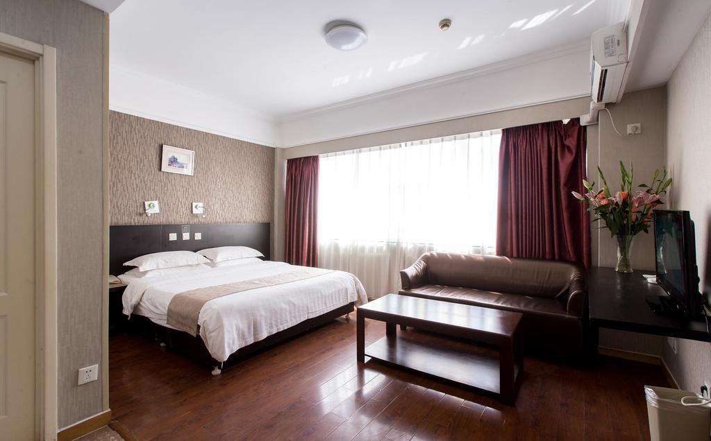 Qingdao Fu Yong Hotel エクステリア 写真